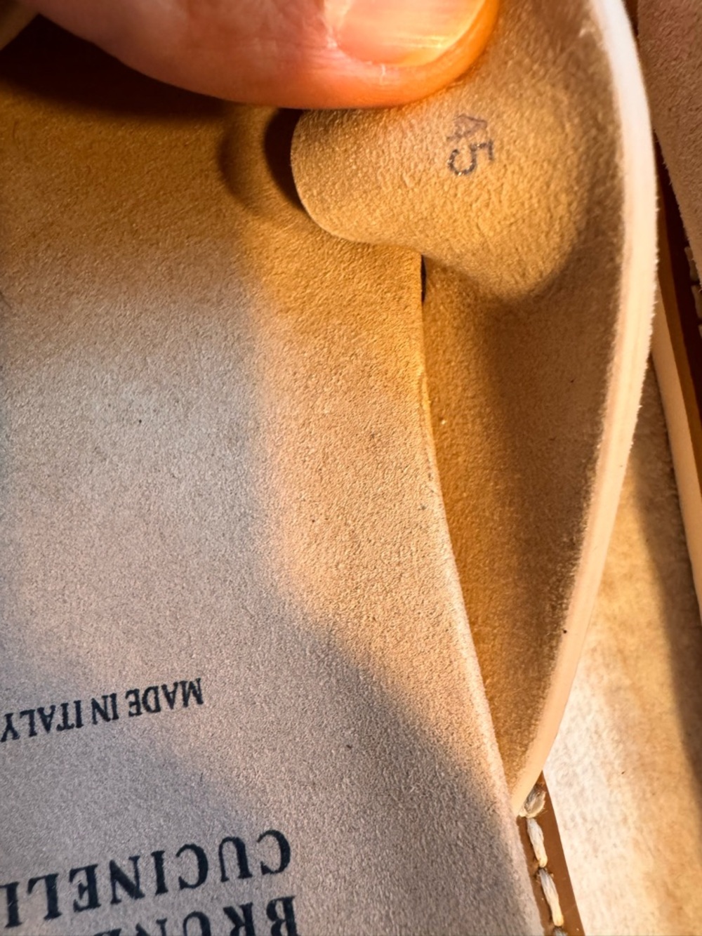 Brunello Cucinelli Beige Cross-Strap Leather Sandals - Picture 3 of 6